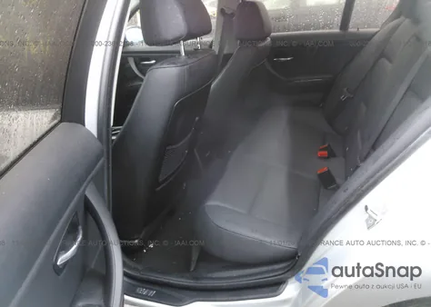 2007 BMW 328Xi z USA, uszkodzony, nr VIN WBAVC93587KX60391